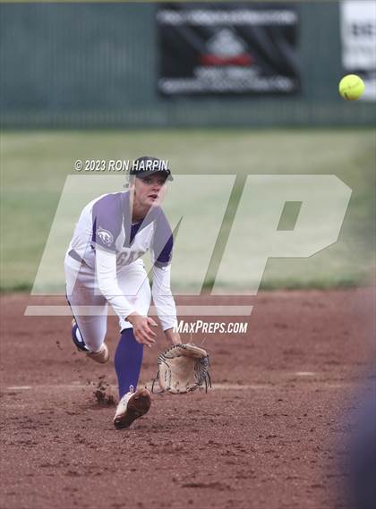 Thumbnail 3 in Douglas @ Spanish Springs photogallery.