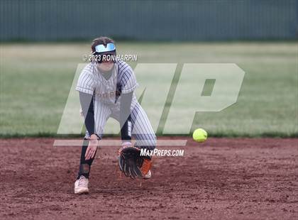 Thumbnail 3 in Douglas @ Spanish Springs photogallery.