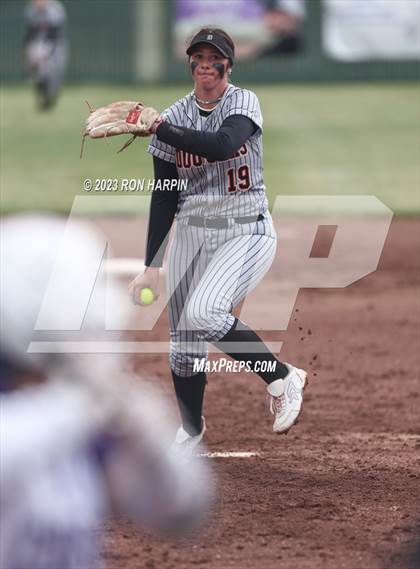 Thumbnail 3 in Douglas @ Spanish Springs photogallery.