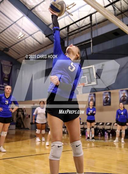 Thumbnail 2 in JV: Morenci @ Desert Christian photogallery.