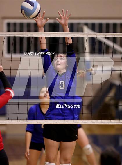 Thumbnail 2 in JV: Morenci @ Desert Christian photogallery.