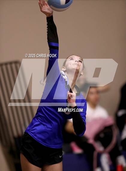 Thumbnail 2 in JV: Morenci @ Desert Christian photogallery.