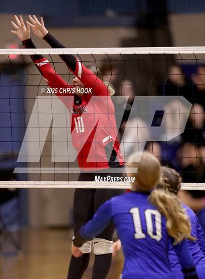 Thumbnail 3 in JV: Morenci @ Desert Christian photogallery.