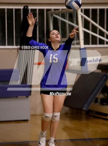 Thumbnail 3 in JV: Morenci @ Desert Christian photogallery.
