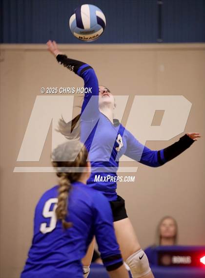 Thumbnail 2 in JV: Morenci @ Desert Christian photogallery.