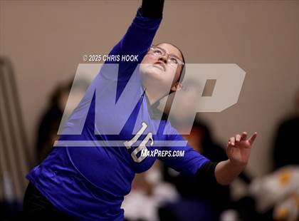 Thumbnail 2 in JV: Morenci @ Desert Christian photogallery.
