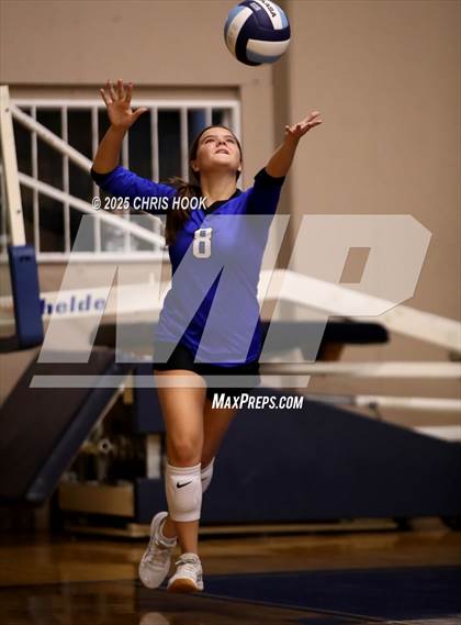 Thumbnail 1 in JV: Morenci @ Desert Christian photogallery.