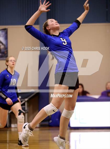 Thumbnail 2 in JV: Morenci @ Desert Christian photogallery.