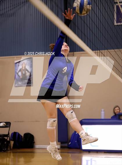 Thumbnail 3 in JV: Morenci @ Desert Christian photogallery.