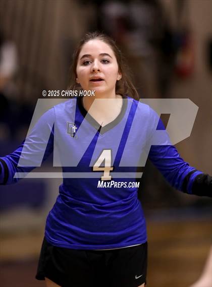 Thumbnail 2 in JV: Morenci @ Desert Christian photogallery.