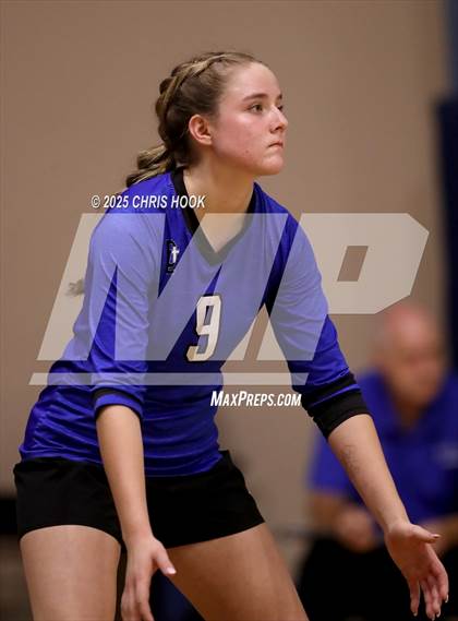 Thumbnail 2 in JV: Morenci @ Desert Christian photogallery.