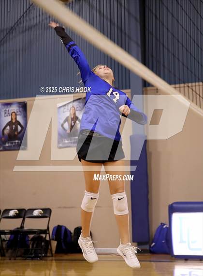 Thumbnail 2 in JV: Morenci @ Desert Christian photogallery.