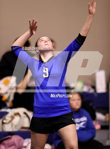 Thumbnail 2 in JV: Morenci @ Desert Christian photogallery.
