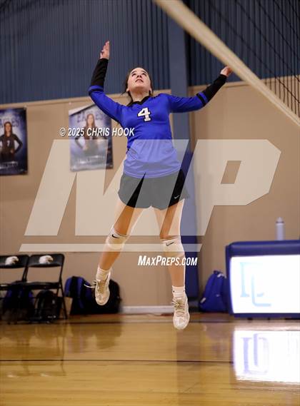 Thumbnail 2 in JV: Morenci @ Desert Christian photogallery.