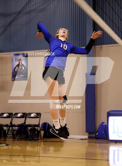 Thumbnail 2 in JV: Morenci @ Desert Christian photogallery.