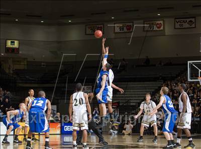 Thumbnail 3 in King William vs Gate City (VHSL A D2 Semifinal) photogallery.