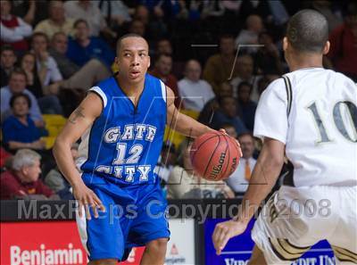 Thumbnail 3 in King William vs Gate City (VHSL A D2 Semifinal) photogallery.
