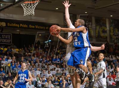 Thumbnail 3 in King William vs Gate City (VHSL A D2 Semifinal) photogallery.