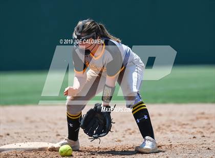 Thumbnail 2 in Johnson vs Brennan (UIL 6A Bi District) photogallery.