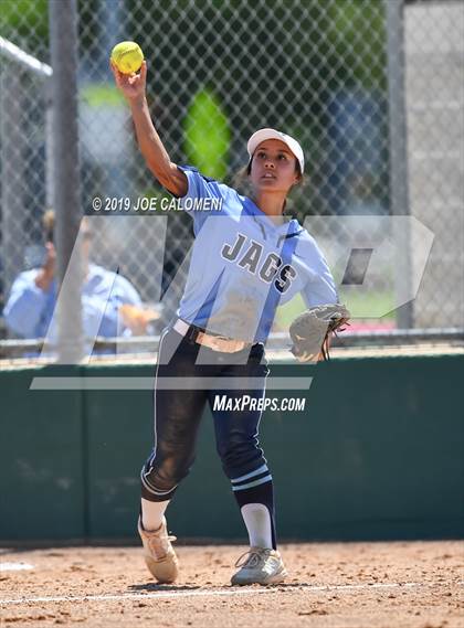 Thumbnail 2 in Johnson vs Brennan (UIL 6A Bi District) photogallery.