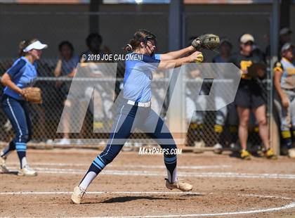 Thumbnail 3 in Johnson vs Brennan (UIL 6A Bi District) photogallery.