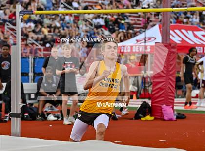 Thumbnail 2 in IHSAA Pike Regional (High Jump)  photogallery.