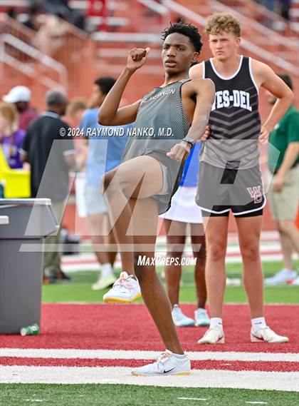 Thumbnail 1 in IHSAA Pike Regional (High Jump)  photogallery.