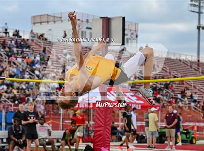 Thumbnail 2 in IHSAA Pike Regional (High Jump)  photogallery.