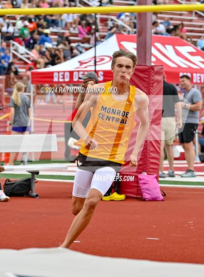 Thumbnail 1 in IHSAA Pike Regional (High Jump)  photogallery.