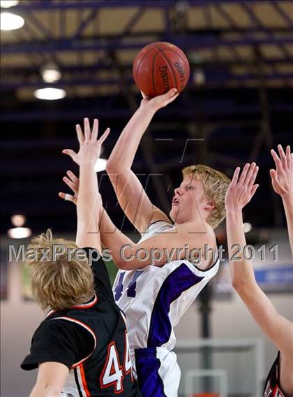 Thumbnail 3 in Murray @ Riverton photogallery.