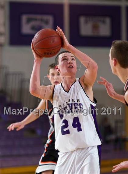 Thumbnail 3 in Murray @ Riverton photogallery.