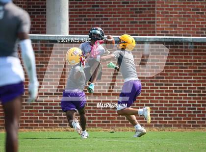 Thumbnail 1 in DeSoto Central vs Center Hill (U of Memphis 7v7) photogallery.