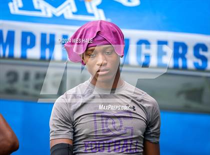 Thumbnail 1 in DeSoto Central vs Center Hill (U of Memphis 7v7) photogallery.