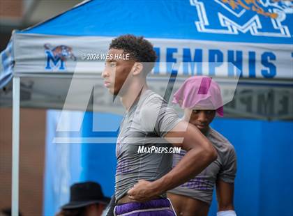 Thumbnail 2 in DeSoto Central vs Center Hill (U of Memphis 7v7) photogallery.