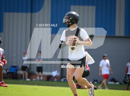 Thumbnail 1 in DeSoto Central vs Center Hill (U of Memphis 7v7) photogallery.