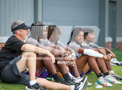 Thumbnail 1 in DeSoto Central vs Center Hill (U of Memphis 7v7) photogallery.