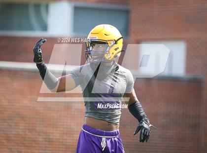 Thumbnail 1 in DeSoto Central vs Center Hill (U of Memphis 7v7) photogallery.