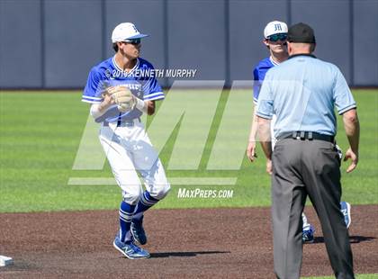 Thumbnail 2 in Corsicana vs. Midlothian Game 2 (UIL 5A Regional Final) photogallery.