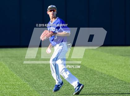 Thumbnail 1 in Corsicana vs. Midlothian Game 2 (UIL 5A Regional Final) photogallery.
