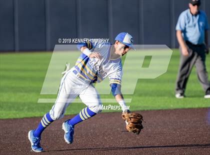 Thumbnail 2 in Corsicana vs. Midlothian Game 2 (UIL 5A Regional Final) photogallery.
