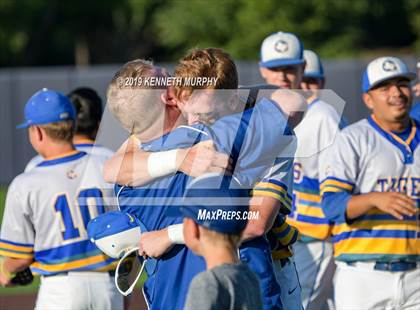 Thumbnail 1 in Corsicana vs. Midlothian Game 2 (UIL 5A Regional Final) photogallery.