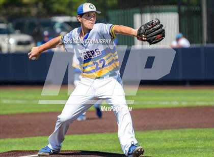 Thumbnail 2 in Corsicana vs. Midlothian Game 2 (UIL 5A Regional Final) photogallery.