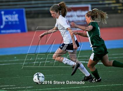 Thumbnail 1 in Newman vs Hannan (LHSAA D4 Final) photogallery.