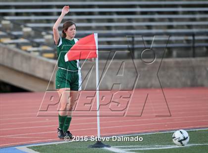 Thumbnail 3 in Newman vs Hannan (LHSAA D4 Final) photogallery.