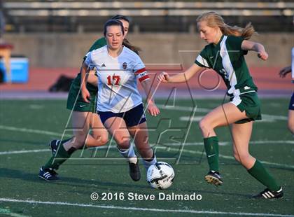 Thumbnail 3 in Newman vs Hannan (LHSAA D4 Final) photogallery.