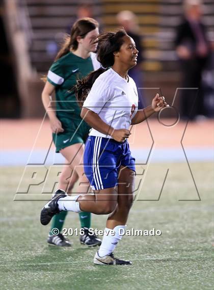 Thumbnail 1 in Newman vs Hannan (LHSAA D4 Final) photogallery.
