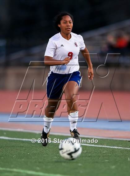 Thumbnail 1 in Newman vs Hannan (LHSAA D4 Final) photogallery.