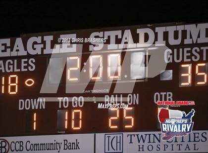 Thumbnail 1 in Niceville vs. Crestview (2017 MaxPreps Rivalry Series) photogallery.