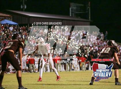 Thumbnail 3 in Niceville vs. Crestview (2017 MaxPreps Rivalry Series) photogallery.