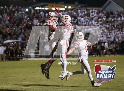 Thumbnail 2 in Niceville vs. Crestview (2017 MaxPreps Rivalry Series) photogallery.